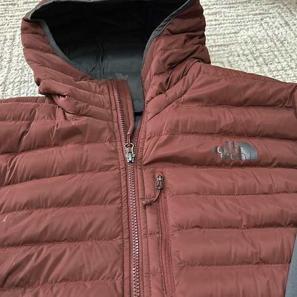 Men’s north face jacket - Picture 2 of 7